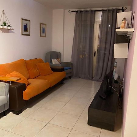 Apartamento A 5 Minutos Playa Andando Torredembarra Exterior photo